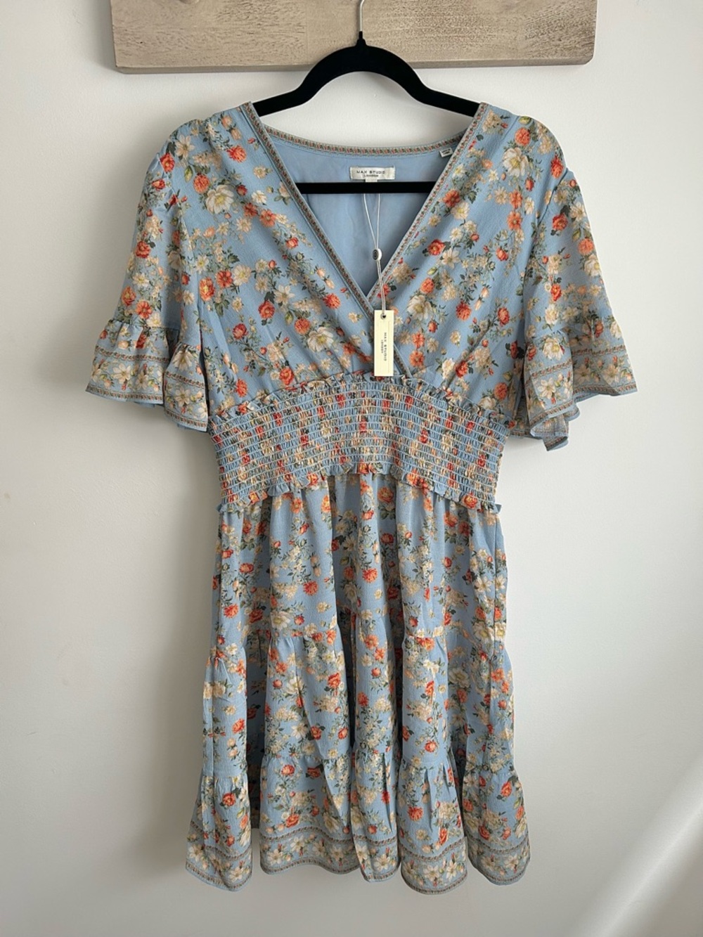NWT MAX STUDIO Floral Smocked V-Neck Dress